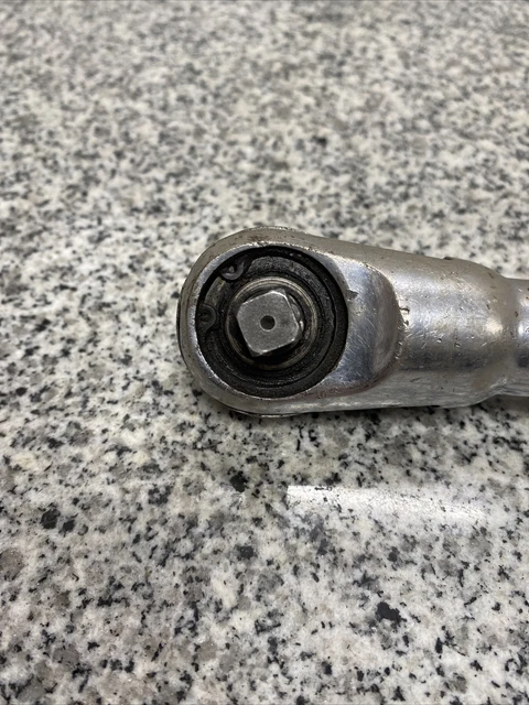 Blue Point 3/8” Drive Pnuematic Ratchet (For Parts) a-x 9