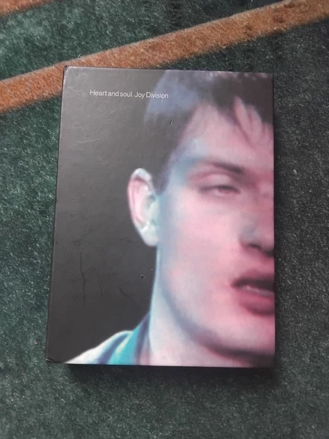 Heart and soul. Joy Division 4CD 輸入盤 Joy Division - Heart & Soul - Amazon.com Music
