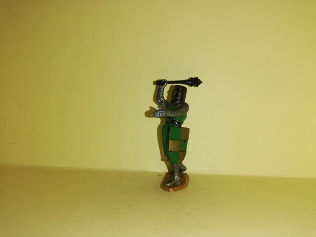 1/32 STARLUX MOYEN AGE IVANOHE REF 6037 CHEVALIER MEDIEVAL