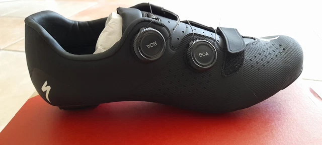 Rennradschuhe Specialized Torch 3.0, Gr. 43  in weiß und schwarz