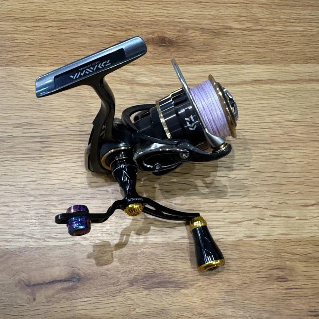 DAIWA 17 THEORY 2508PE-H Spinning Reel with Gomexus Handle