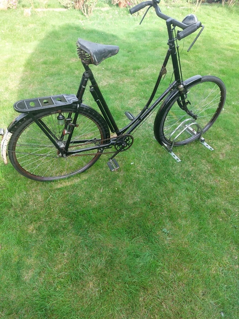 Vintage humber sales bicycle for sale
