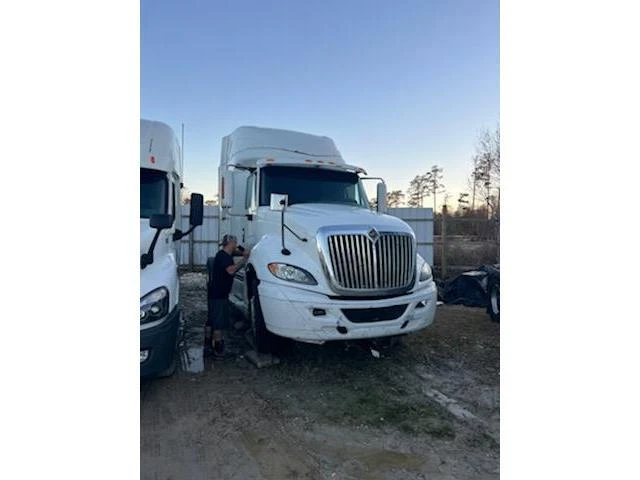 2016 FreightlinerCascadiaManual