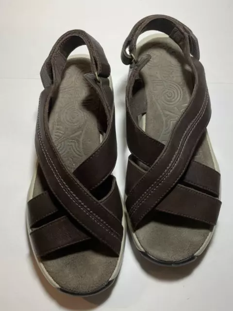 MBT Brown Leather Walking Sandals Womens Size 7.5 Rocker Toning #400124-01 NEW MBT Brown Leather Walking Sandals Womens Size 7.5 Rocker Toning #400124-01 NEW