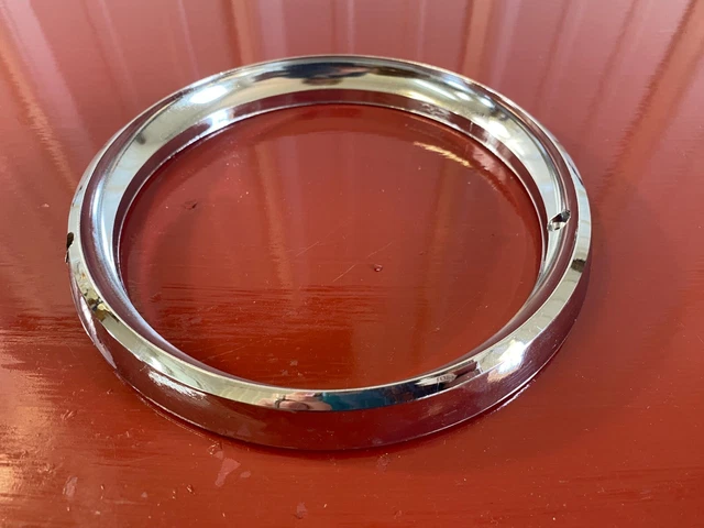 1962 Buick Lesabre Wildcat Invicta Inner Headlamp Bezel Gm 1349591