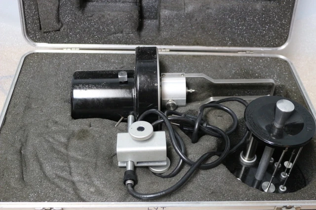 Brookfield Viscometer LVT Dial Reading Viscometer with 4 Spindles Brookfield Viscometer LVT Dial Reading Viscometer with 4 Spindles