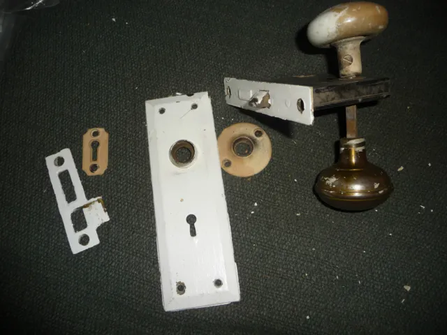 #56J antique vtg 1 metal door knob & 1 white porcelain w back plate & lock