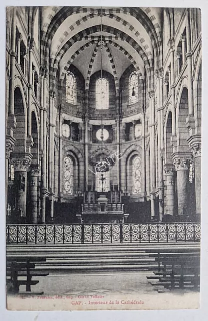 Carte Postale GAP - Intérieur de la cathédrale