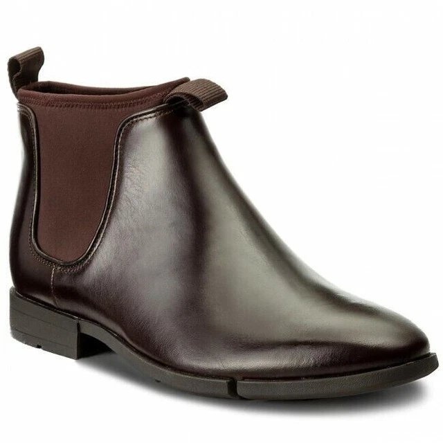 clarks mens chelsea boots uk