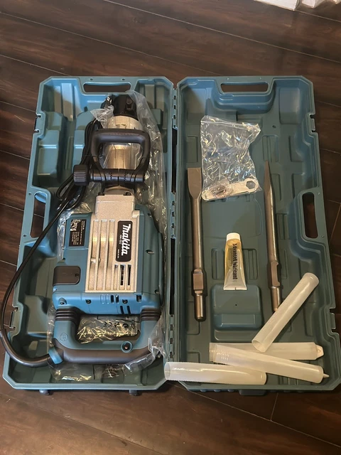 Makita Demolition Hammer HM-1512
