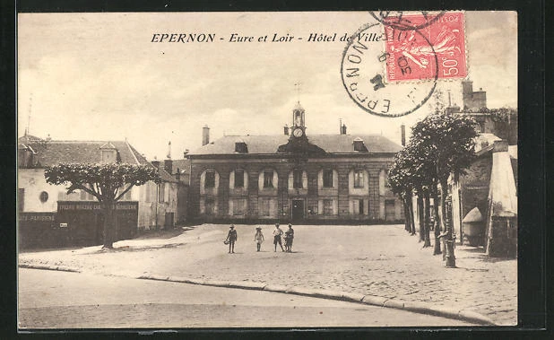 CPA Epernon, Eure et Loir, Hotel de Ville 1930