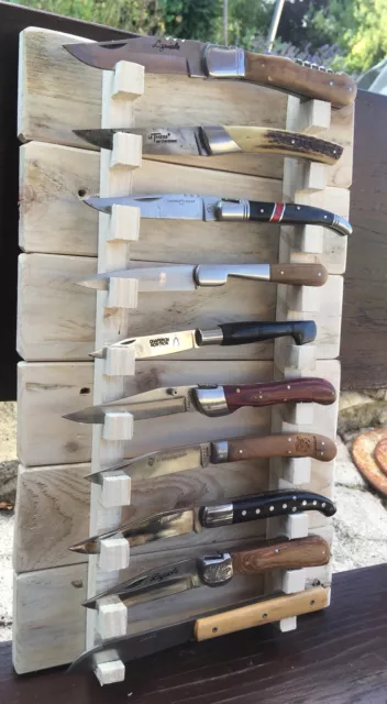 Présentoir 10 couteaux oblique à poser en bois de palette