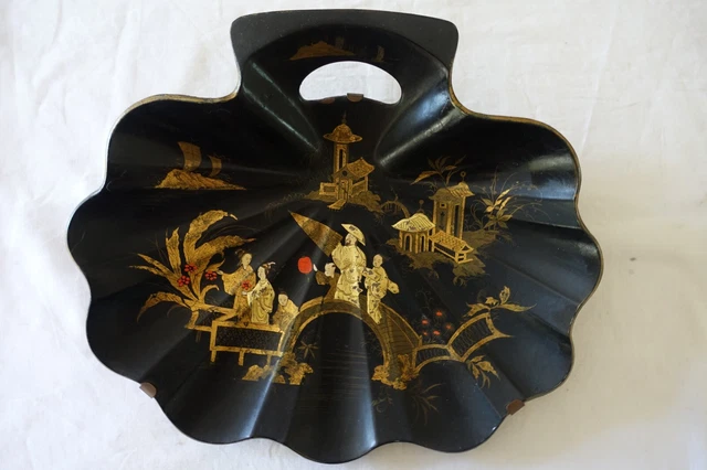 grande coupe coquille  en carton bouilli Napoleon 3 à decor japonisant