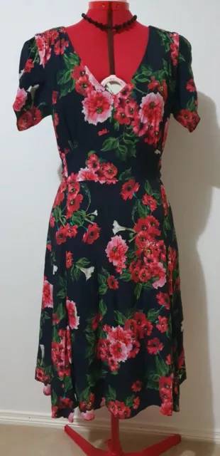 BNWT ALANNAH HILL "Like A Daydream" Black Red Floral Dress S12 RRP $269