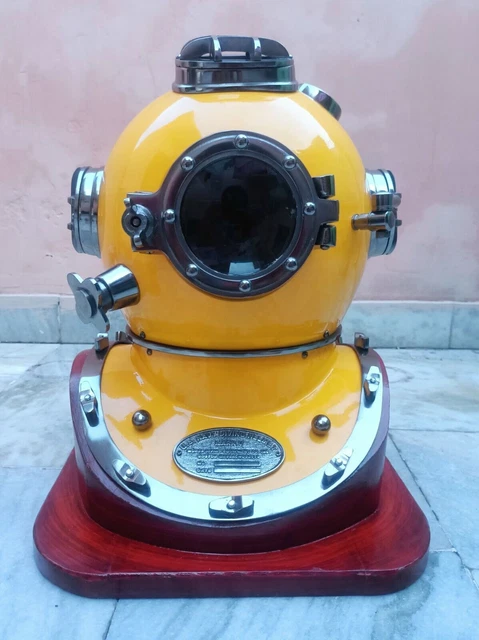 Casque de plongée sous-marine US Mark V en acier