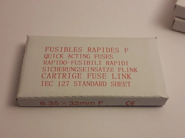 Fusible en verre rapide 6.35x32mm 250V.5A (1boite de 10).CE.RAPIDE F.LAC.