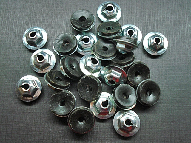 25pcs 10-24 moulding trim clips sealer nuts fits Dodge Plymouth DeSoto