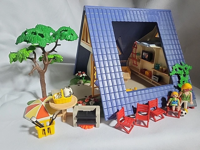 Playmobil 3230 Family Vacation Home With Box