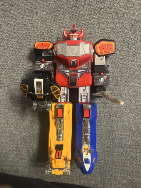 Vintage 1991 Bandai Mighty Morphin Power Rangers" Megazord Toy 22cm