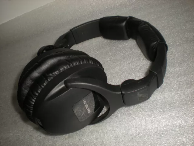 Sennheiser HD 300 PRO Closed-Back Professional Monitor Headphones ONLY NO CABLE