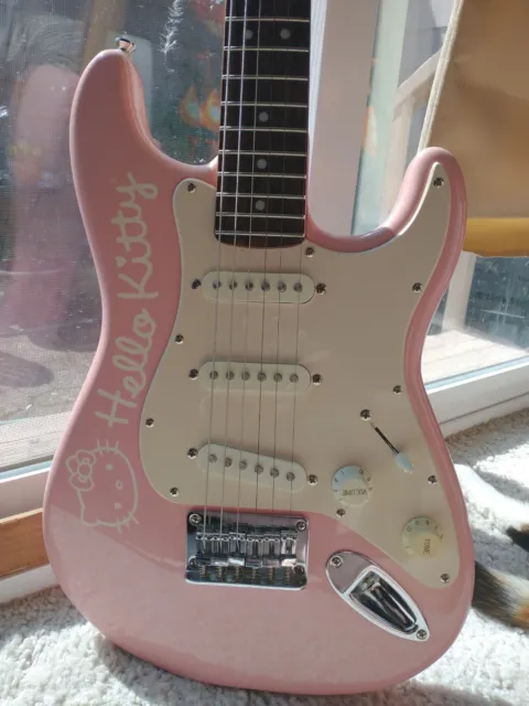 Hello Kitty Mini Electric Guitar Fender Squier Pink Rare Vintage Indonesia Made