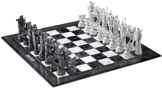 Jeu d'échecs - NOBLE COLLECTION - Le Seigneur des Anneaux - 12 pièces - 6 bleus + 6 verts - Jeux - Jouets
