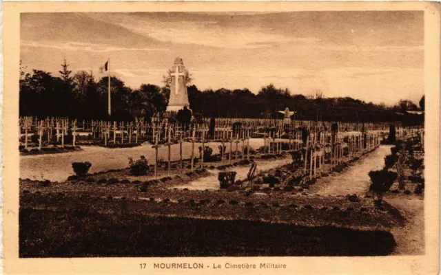 CPA MILITAIRE Mourmelon-Le Cimetiére Militaire (316013)