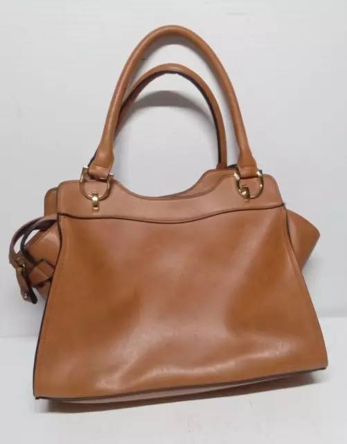 London Fog Handbag Simulated leather. 2