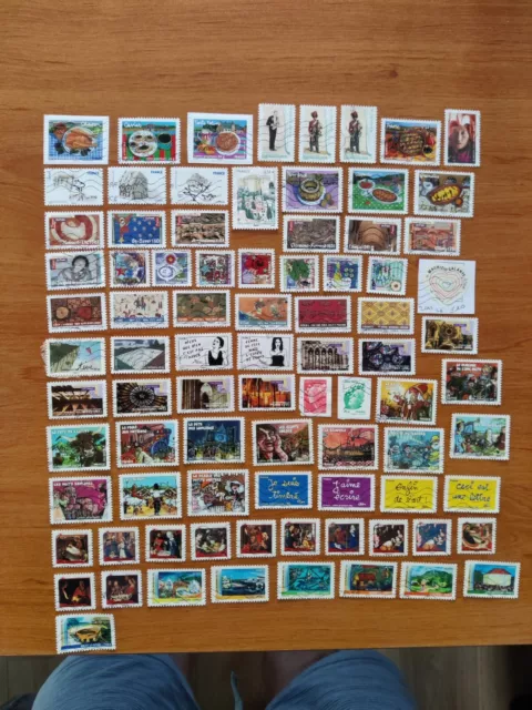 82 Timbres France Adhésif Oblitéré tous différents 2010/11