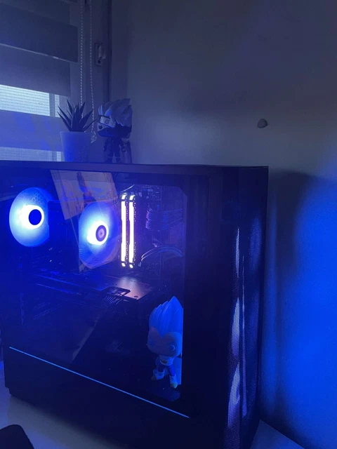 PC GAMER TOUR avec ecran incurvé EUR 950,00 - FR