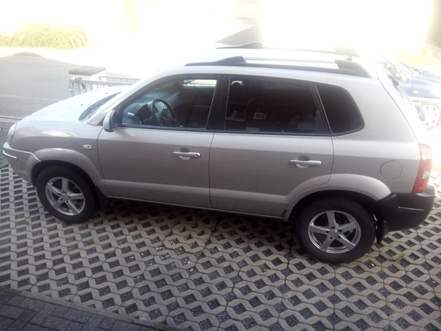 Hyundai Tucson 2,0 Liter 2008 TÜV Bis April 2024 Hyundai Tucson 2,0 Liter 2008 TÜV Bis April 2024