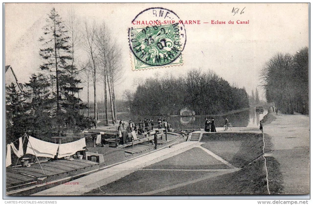 51 CHALONS SUR MARNE - l'ecluse du canal (peniche)