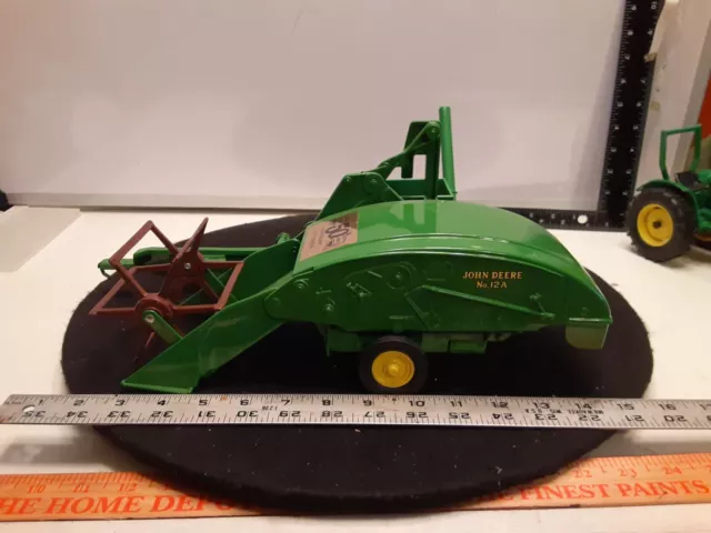 NEW NO BOX Ertl John Deere 1940 12A Combine 1/16 METAL DIECAST--COLLECTORS ED