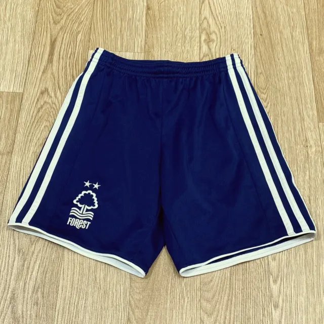 Pantaloncini da calcio Nottingham Forest Adidas ragazzi età 9-10 anni marina 2017 usati