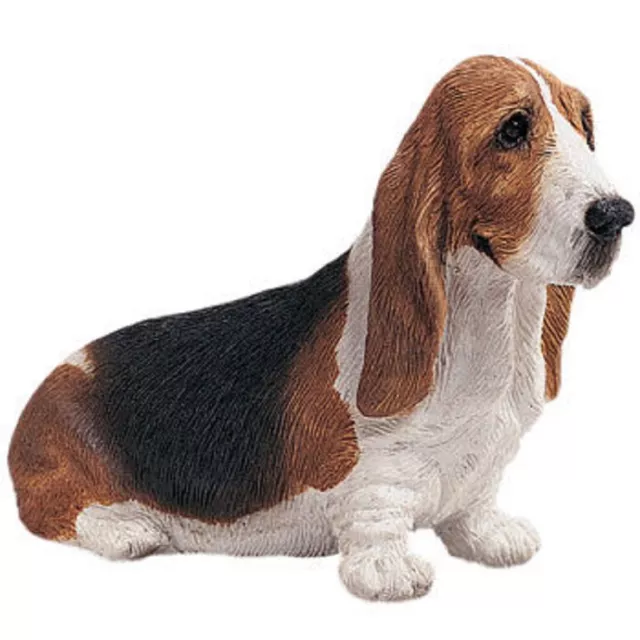 Basset Hound Figurine Sitting Sandicast Original Size - 5.5 Inch