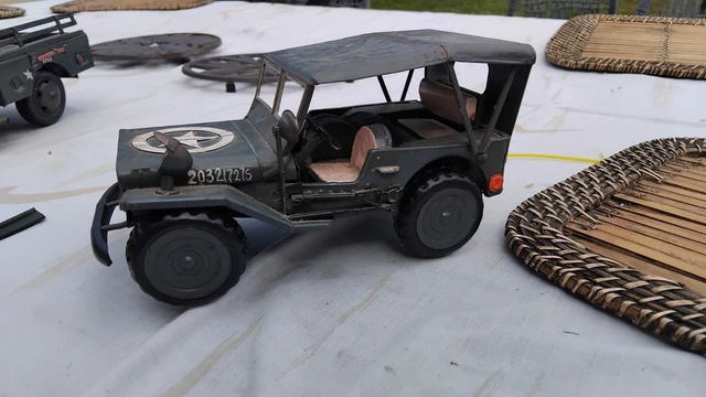 Jeep Willys USA 1945 Marines - Jouet Ancien NOREV - Tôle à Clé - France