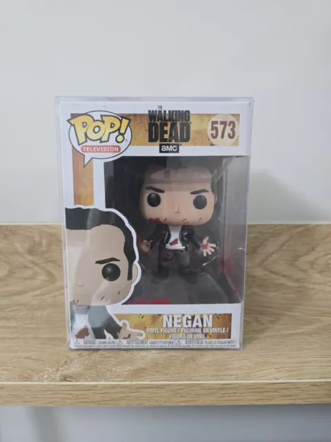 the walking dead bloody negan Funko pop vinyl #573 + Protector