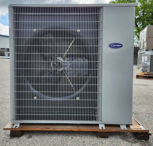 CARRIER 25HHA48A500 COMMERCIAL GRADE 4Ton 208/230 3PHASE HORIZONTAL  HEAT PUMP