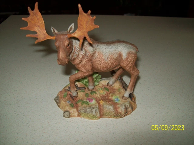 Vintage Lenox King of the Woods "Moose” Porcelain Figurine 2003
