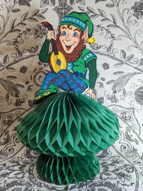 Vtg 1970's Beistle Leprechaun Die Cut Honeycomb St Patricks Day Centerpiece