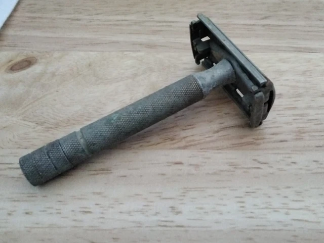Vintage Gillette Super Speed TTO Double Edge Safety Razor X-4 1952 Pre Owned