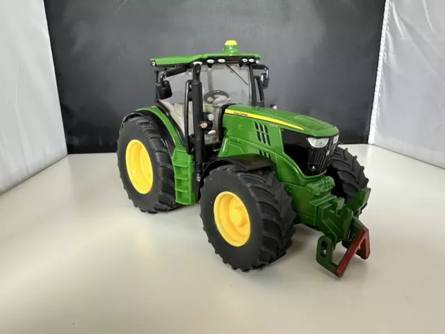 Siku 3282  John Deere 6210R