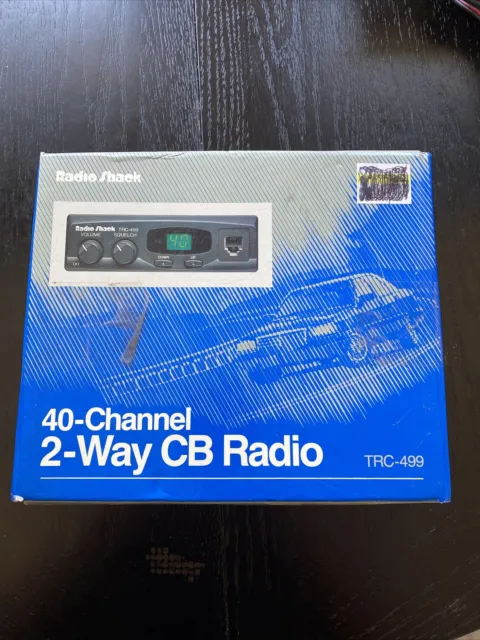 Vintage Radio Shack TRC-499, 40 Channel 2-Way Transceiver CB Radio