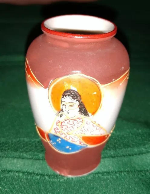 Satsuma Kutani Hand Painted Moriage Immortal Kannon on Porcelain 3 inch Vase