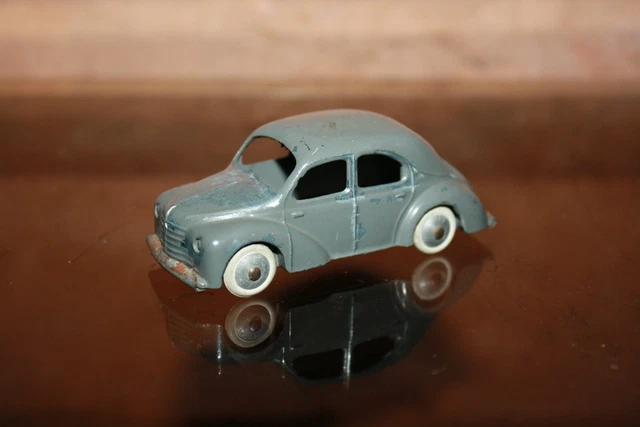 Renault 4 CV CIJ 1/43 en état correct Rare original – Etoile Auto49