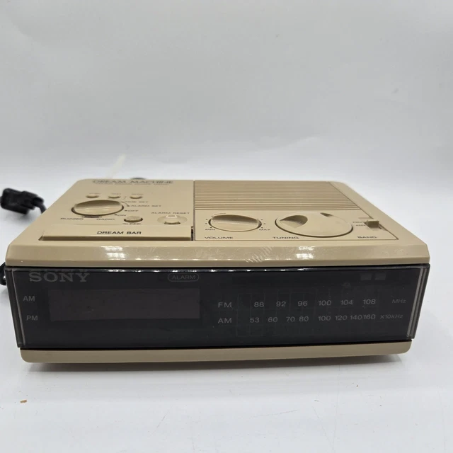 Sony Dream Machine – Réveil Radio Cube Beige, Vintage, Fonctionnel