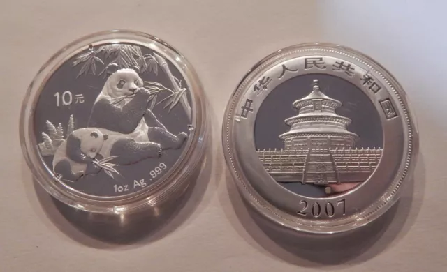 2007 1 oz .999 Fine Silver 10 Yuan Chinese Silver Panda Coin BU in Capsule