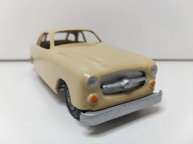 Solido Démontable Junior Ford Comète Alencon 1:40 Ref. 113 Years '50