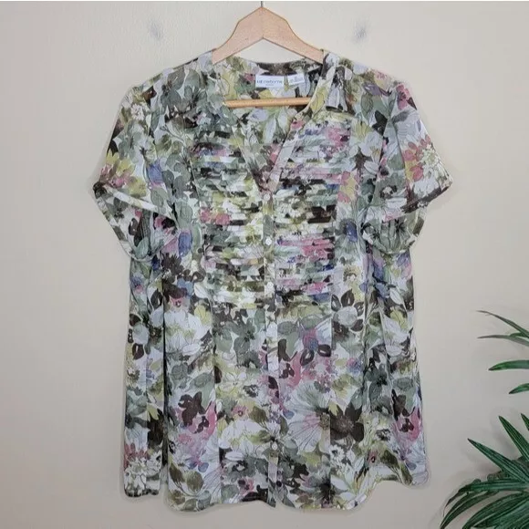 Liz Claiborne | Sheer Floral Pleated Button Front Short Sleeve Blouse, size 1X