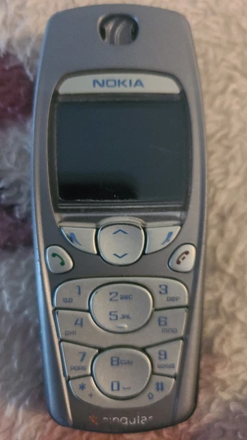 Vintage Nokia 3595 Cell Phone. UNTESTED. FOR PARTS OR REPAIR